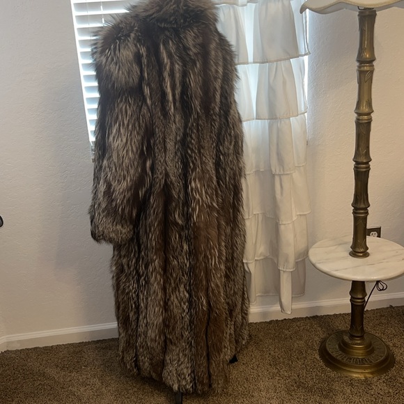 Silver Fox fur coat full length size large mint condition - Picture 7 of 14